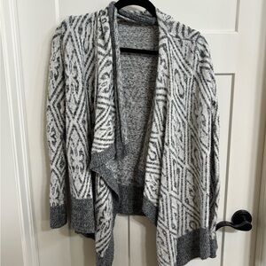 Abercrombie & Fitch Black and White Patterned Cardigan